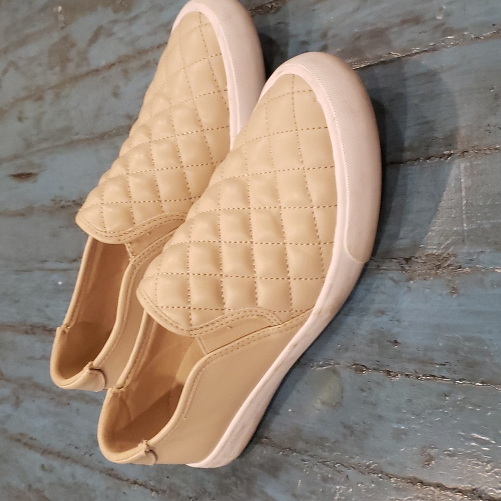 🌺G by Guess Shoes